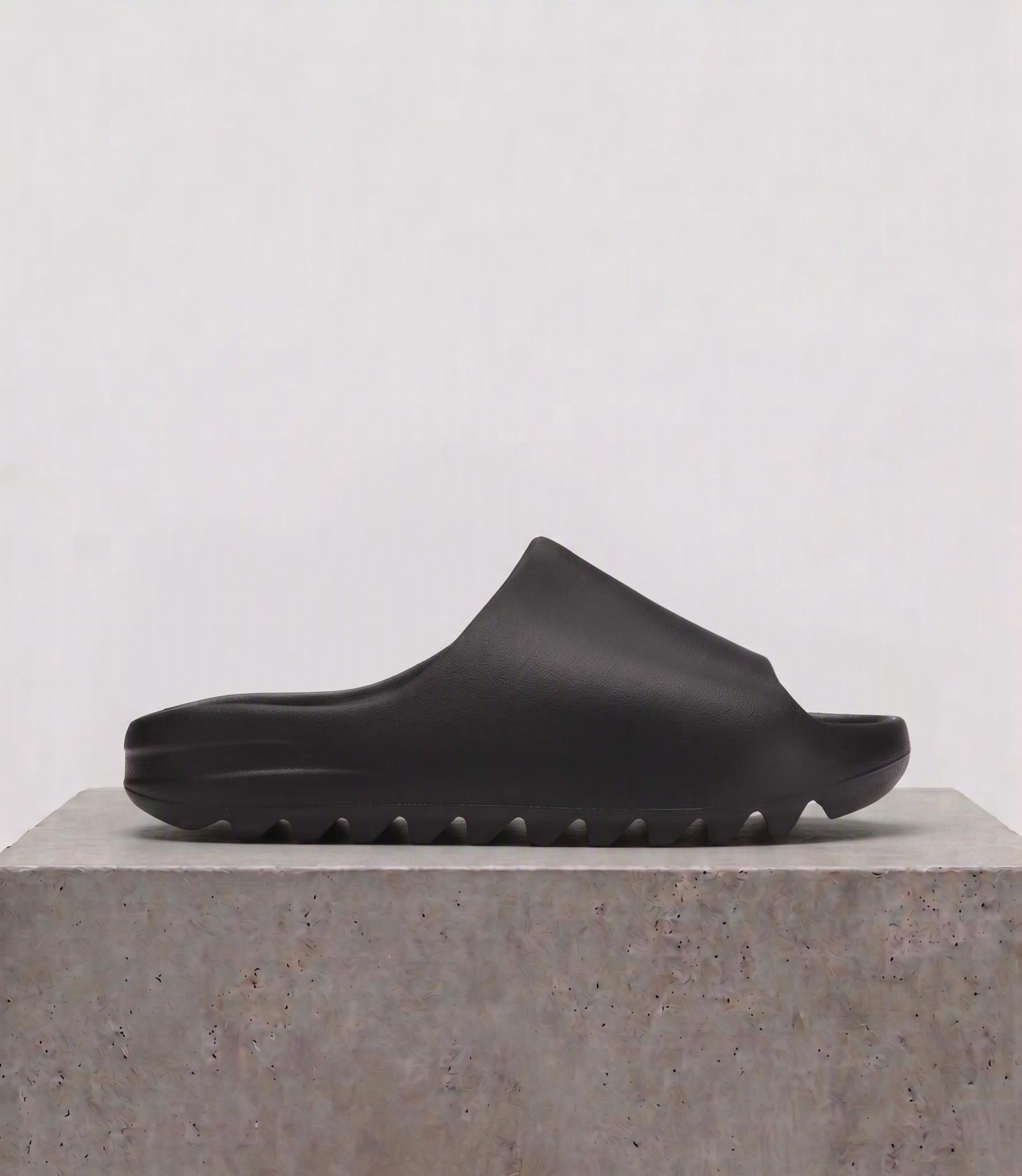 Adidas Yeezy Slide Onyx