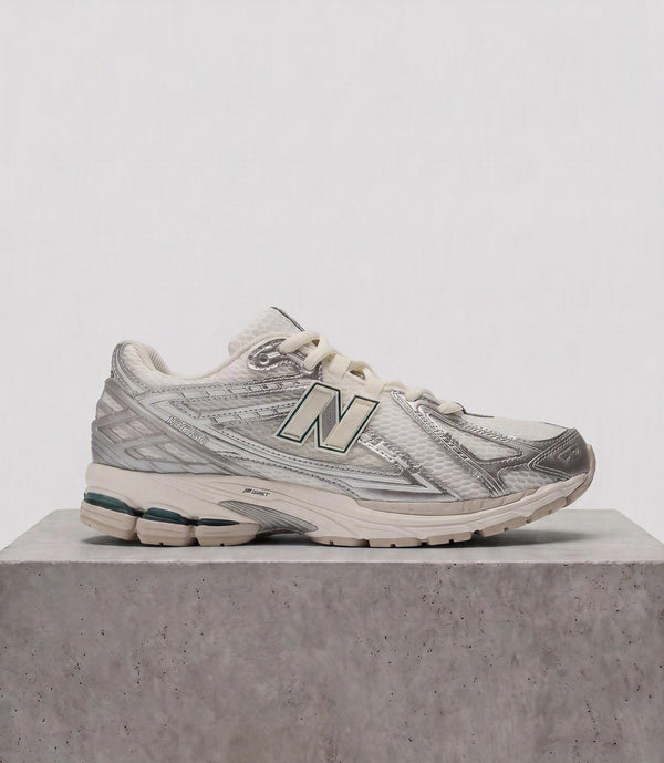 New Balance 1906R Metallic Silver