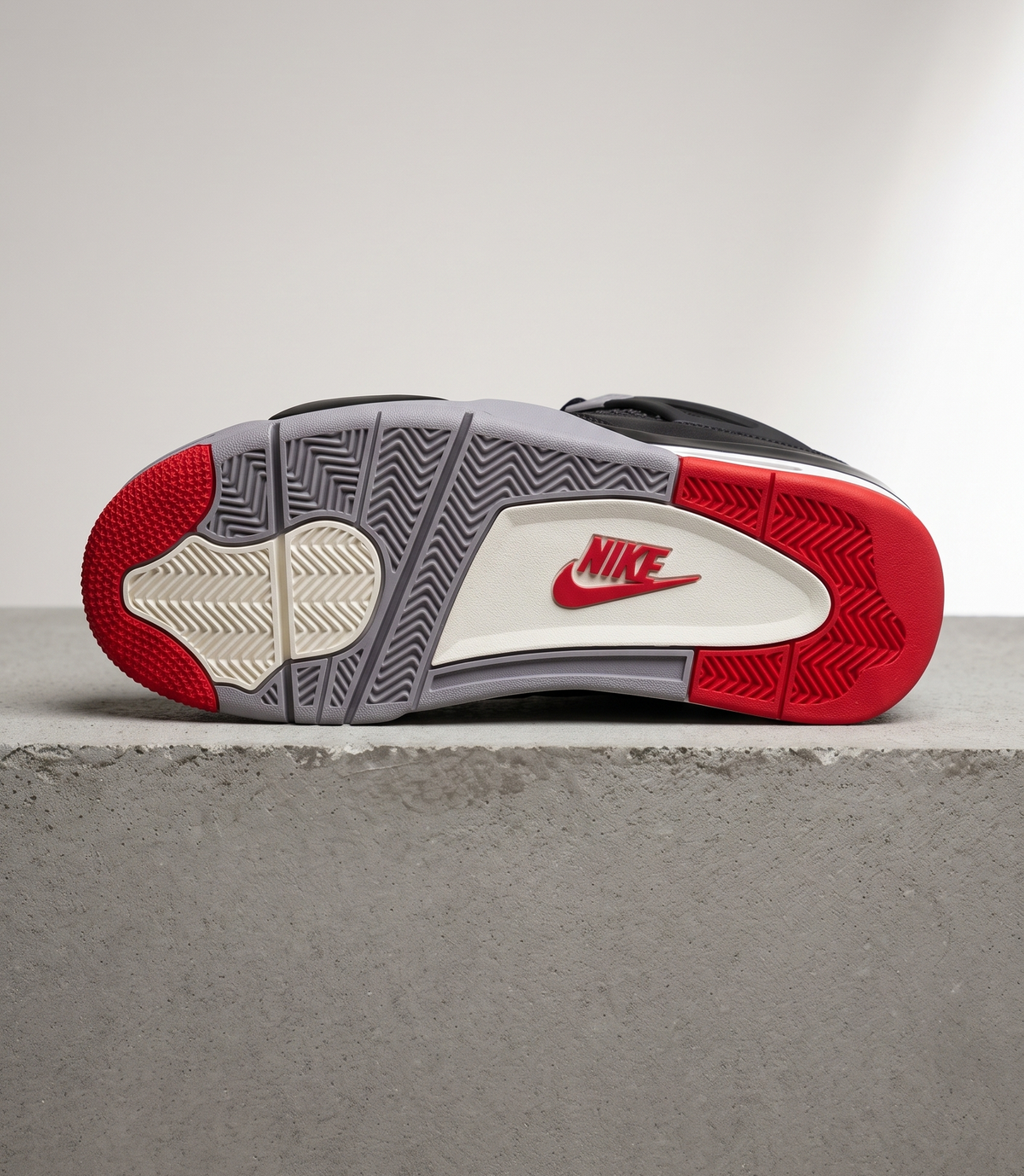 Air Jordan 4 Retro Bred Reimagined, outsole tread detail