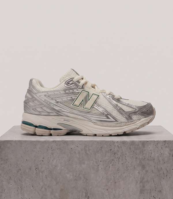 New Balance 1906R Metallic Silver, side profile studio photograph